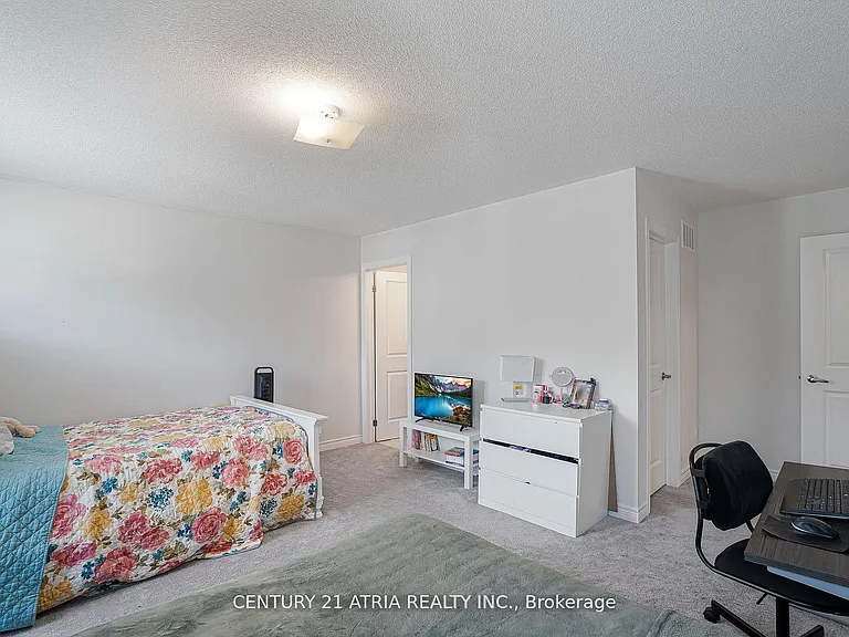 1469 Davis Loop — Photo 20