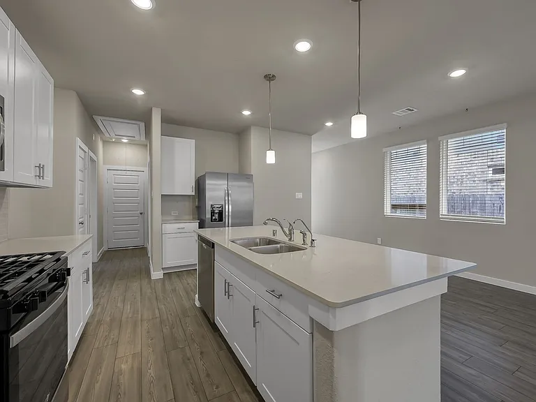 9522 Sugar Berry Dr — Photo 11