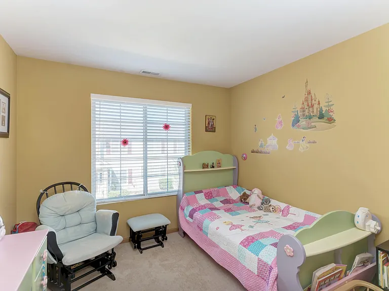 2272 Reflections Dr — Photo 16