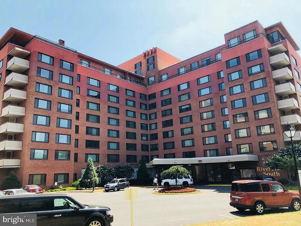 1st image of 1021 Arlington Blvd APT 601