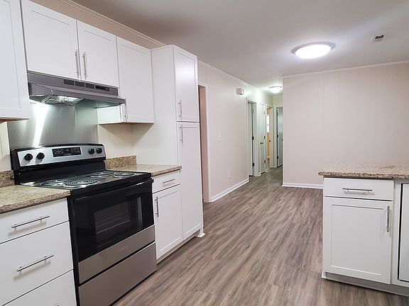 5th image of 4406 Farmwood St
