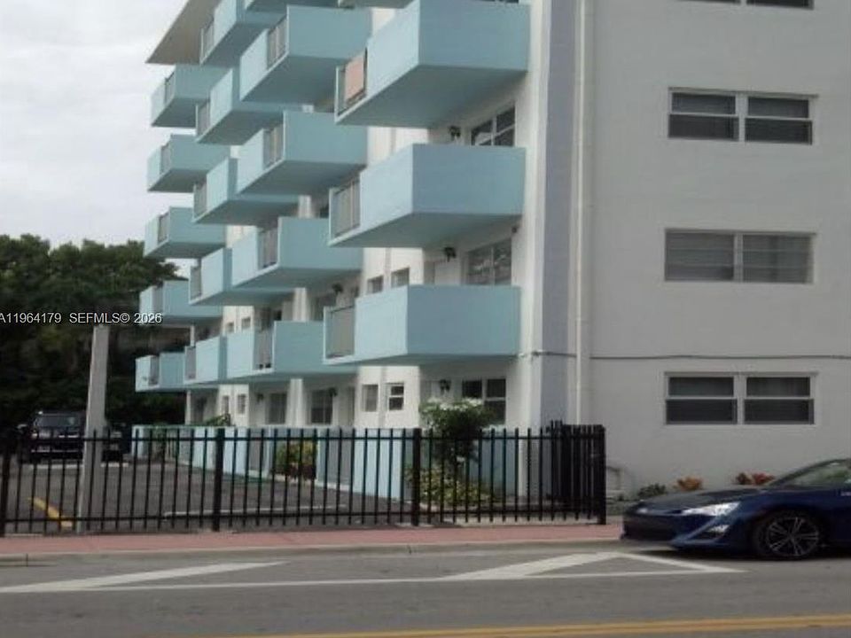1st image of 801 Meridian Ave APT 3B