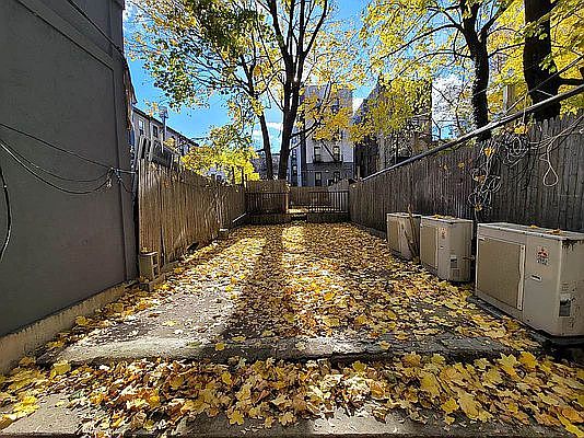 5th image of 826 Saint Johns Pl #1J