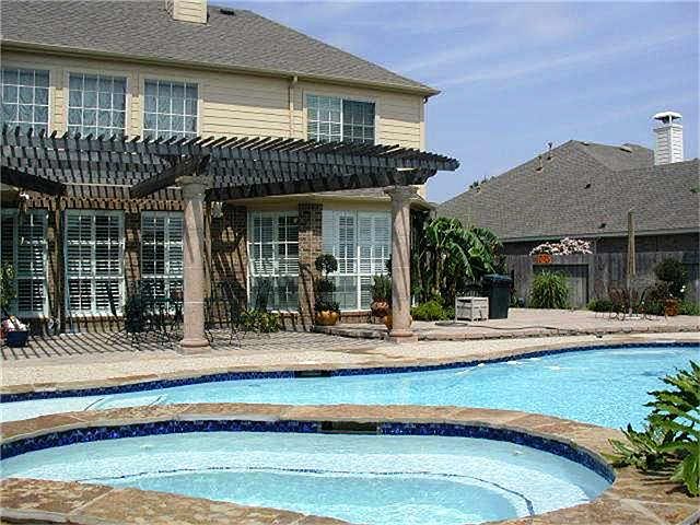 1st image of 3010 Harvest Hill Dr