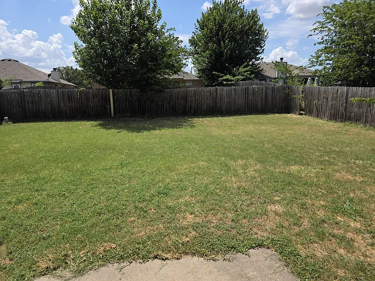 3007 Nancy Jane Dr — Photo 10