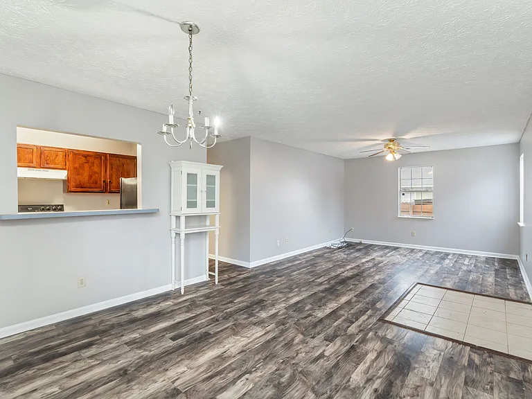 2603 Louise Ave — Photo 4