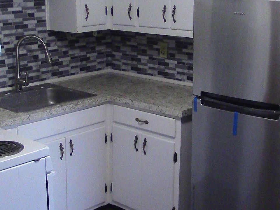 1st image of 207 Whitehall Ave #4