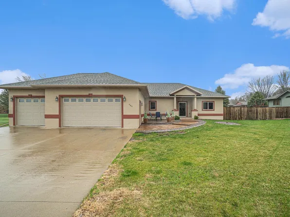 909 9th Ave SW, Pipestone, MN 56164