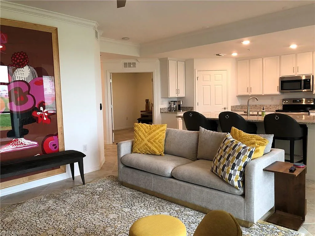 Building Photo - 43031 Greenway Blvd #1014