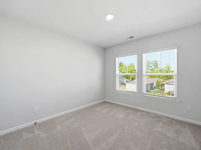 10134 Mamillion Dr — Photo 33