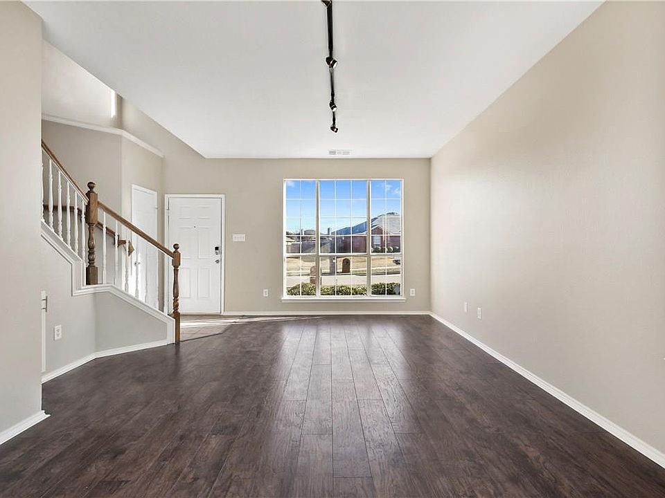 1st image of 7904 Shoshoni Dr