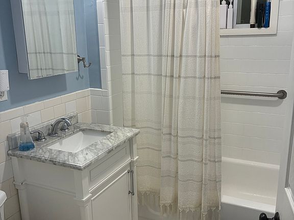 5th image of 9 Reed St #2