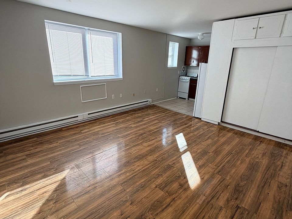 1st image of 158 Fountain St #1C1