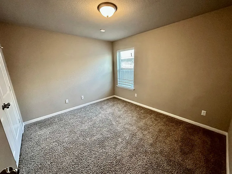 2709 Keathley Dr — Photo 10