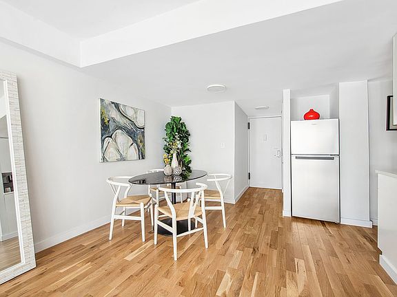 4th image of 330 E 49th St APT 11A