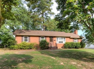 303 Penley Ave, Sandston, VA 23150