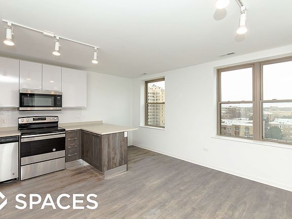 2nd image of 940 W Winona St APT 805