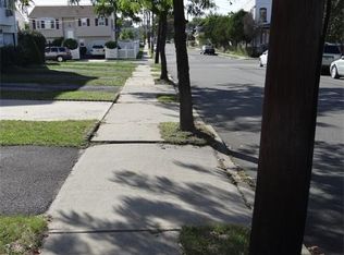 37 Larch St, Carteret, NJ 07008