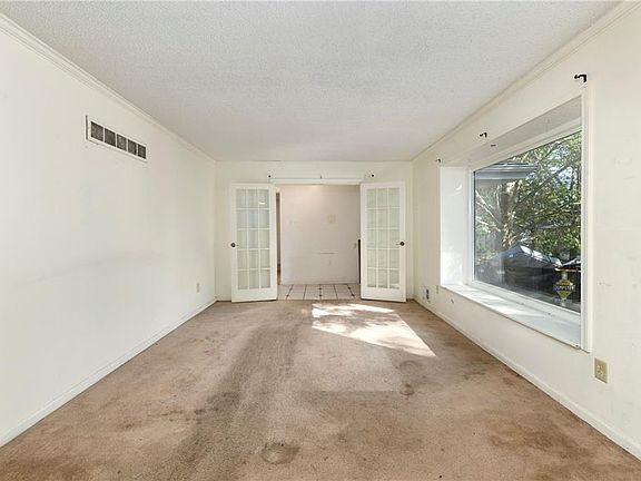 3rd image of 7500 E 119th St