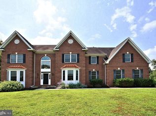 36 Coventry Greene Ln, Pottstown, PA 19465