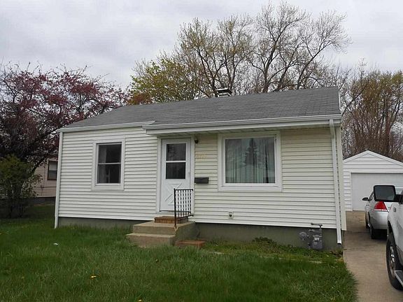 3rd image of 4215 W Washington St