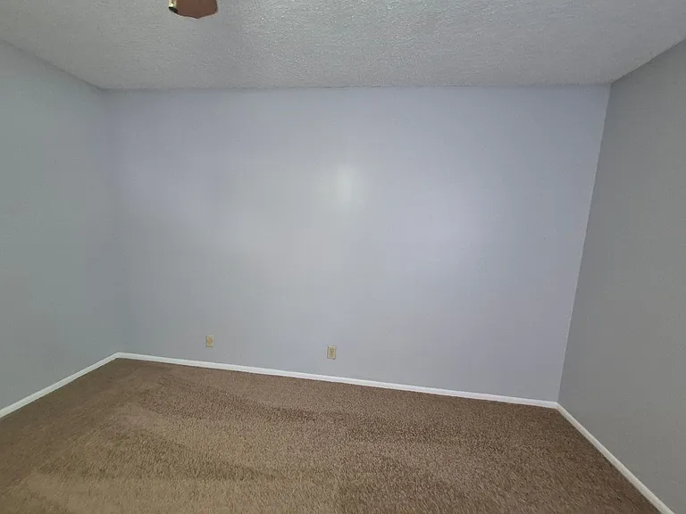 14309 Indian Woods — Photo 19