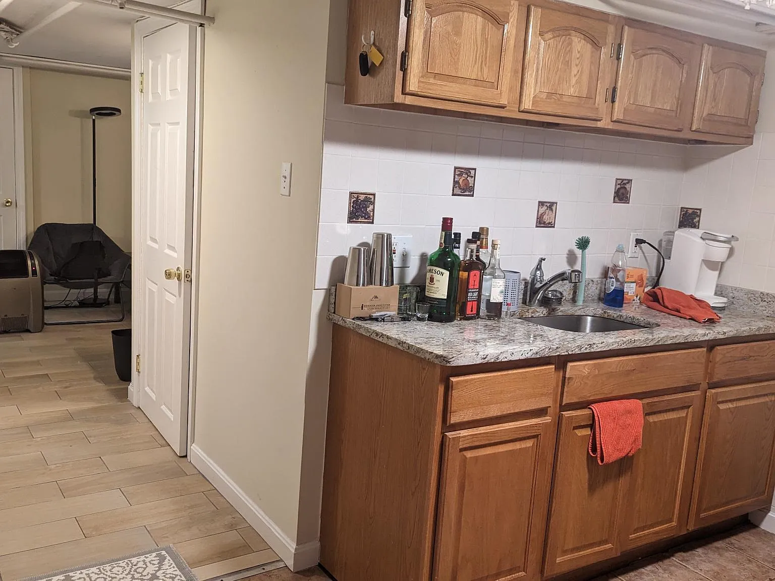 Studio, 9999 sqft, $1,350 — Photo 3