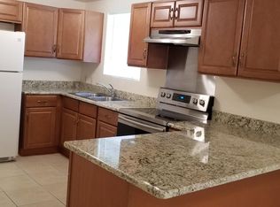 9804 James St, Thonotosassa, FL 33592