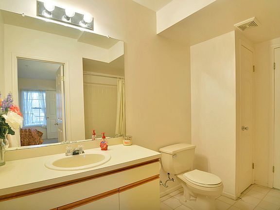 3rd image of 1105 Schindler Ln #1105