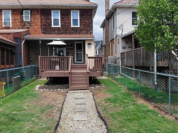 3rd image of 540 Franklin Ave