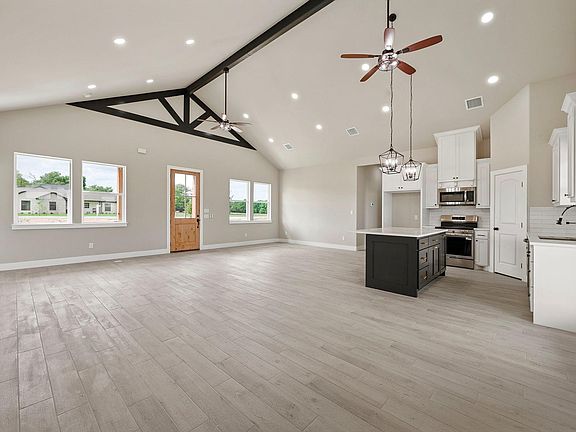 5th image of 4378 Collton Ln