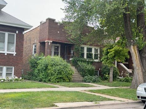 2nd image of 2331 Harvey Ave