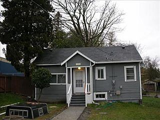 2nd image of 4004 S 152nd St