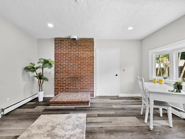 34080 Orangelawn St — Photo 29