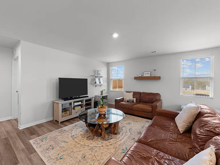 45 Florentine Ct — Photo 4