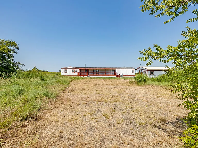 4248 FM 67 — Photo 14