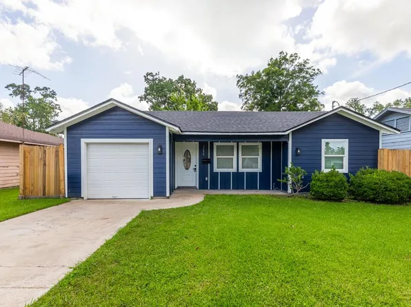 3630 Steelton St, Beaumont, TX 77703