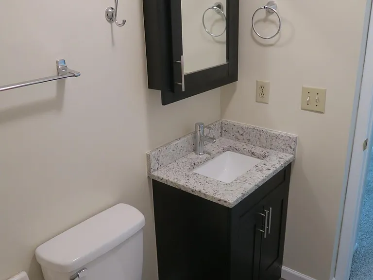 59 W Tulane Rd — Photo 10