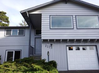 2113 NW Mokmak Lake Dr, Waldport, OR 97394