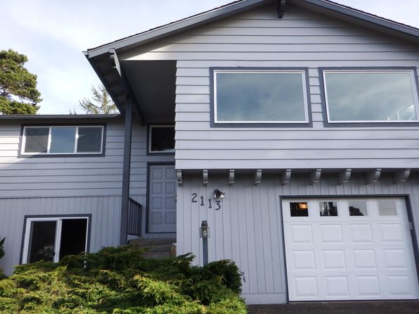 2113 NW Mokmak Lake Dr