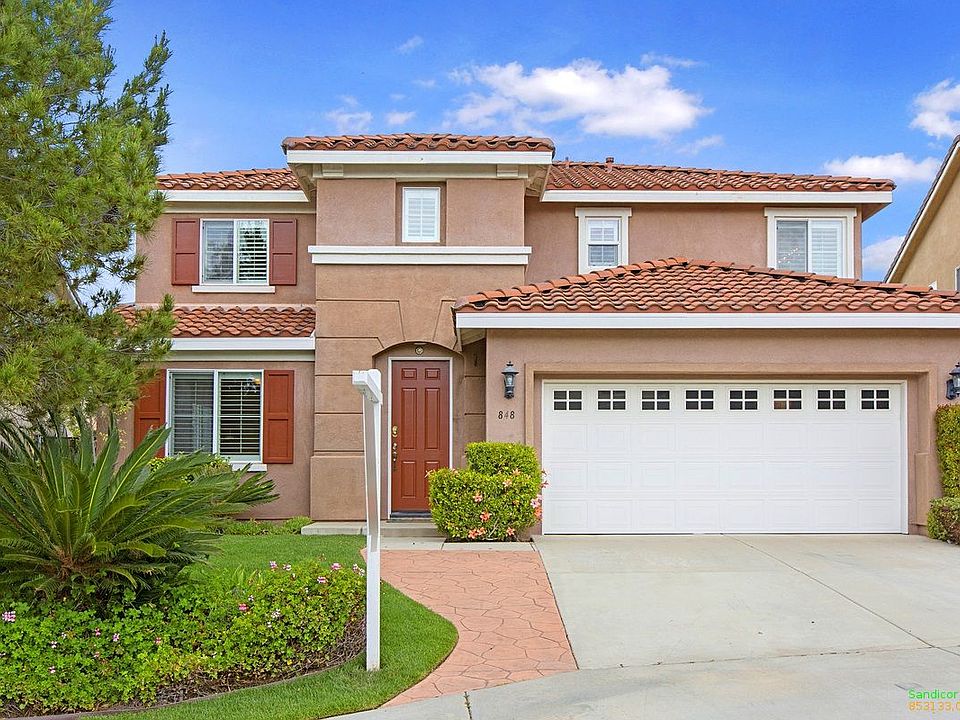 1st image of 848 Avenida Abeja