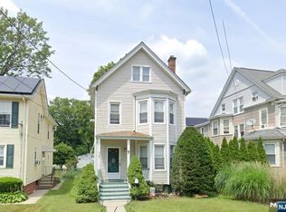 7 Hazelwood Rd, Bloomfield, NJ 07003