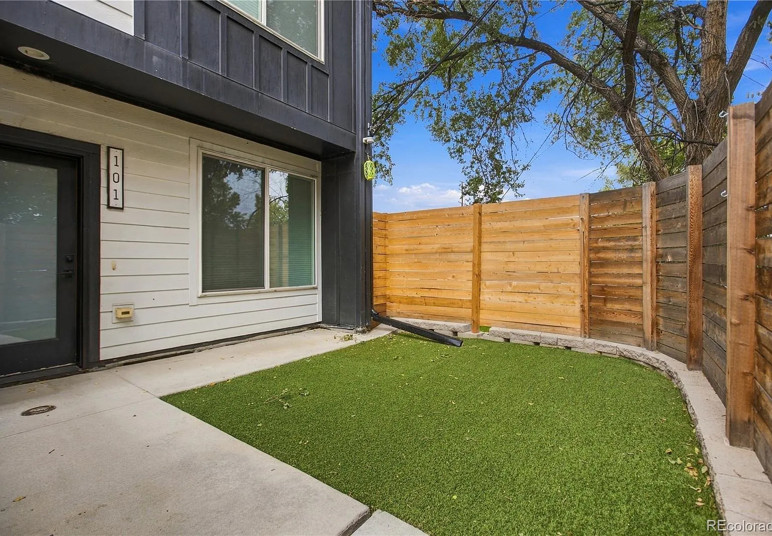 4925 W 10th Ave — Photo 3