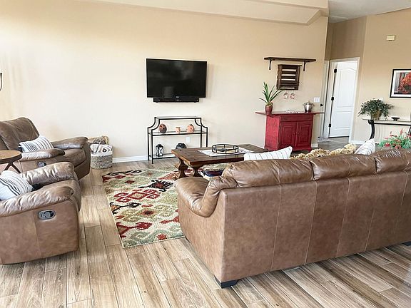4th image of 250 N Snow Canyon Dr #111