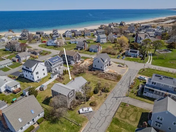 47 Almy Ave, Sandwich, MA 02563
