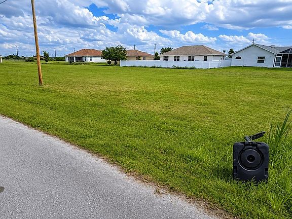 2nd image of 2524 NW 7TH STREET LOT 7