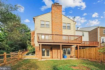 3 bed, 3.5 bath, 3600 sqft, $4,200 — Photo 2