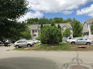 52 Georgetown Dr, Nashua, NH 03062
