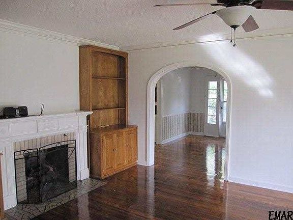 4th image of 1302 Ramona Dr