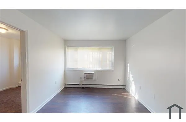 Building Photo - 4953 G St SE #B6